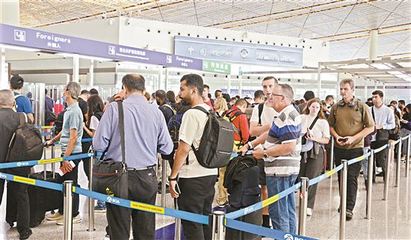 新快報 過境免簽政策帶動入境旅游，“中國之旅”火爆全球社交媒體